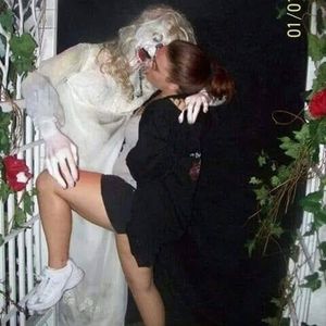 Meet your Posher, Wendy